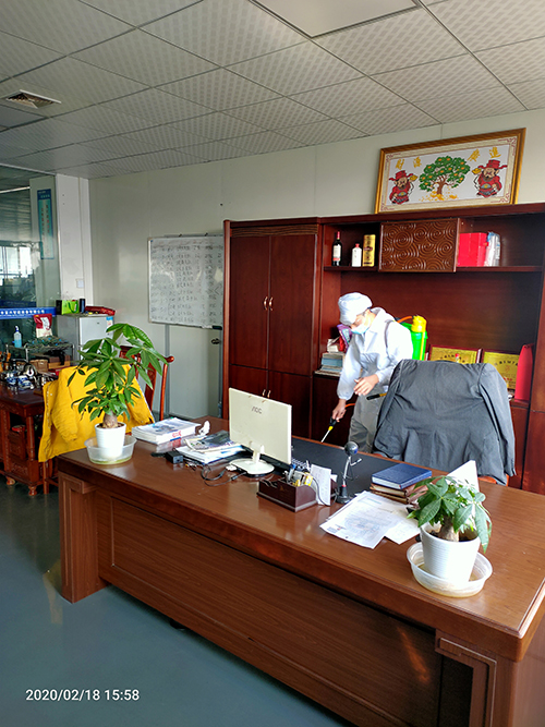 插件機廠家富興智能嚴(yán)格實行疫情消毒工作