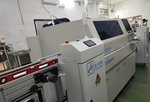 如何提高自動插件機插件精度？機械人必須了解的