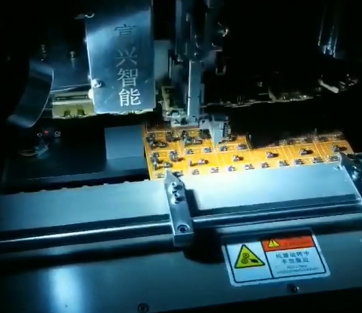 對立式插件機(jī)的插件工藝要求