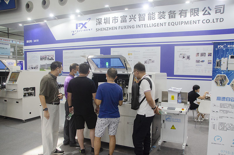 自動立式插件機自身參數(shù)是選購的重要參考 自動立式插件機自身參數(shù)是選購的重要參考